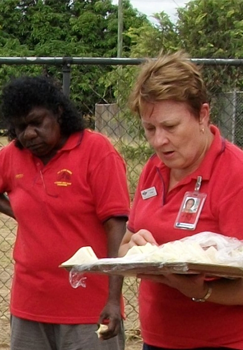 Dianne (right) with Dorothy (left), Child and Family Health Indigenous Health Worker preparing for meal time with the group.