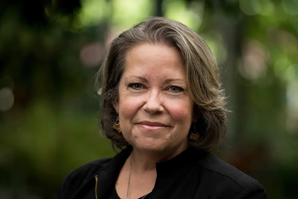 Q&A with Professor Linda Deravin